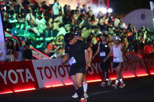 BIB: 2987
                            <button type="button" onclick="openModal(23209260)" class="btn btn-primary btn-sm float-right btn-popup" data-toggle="modal" data-target=".modal-high-quality">
                        <i class="fas fa-shopping-cart"></i> Add to Cart
                    </button>
                                            <button type="button" onclick="isThisMe(23209260, true)" class="btn btn-success btn-sm float-right btn-popup btn-isme hidden" data-toggle="tooltip" data-placement="bottom" title="นี่คือรูปของคุณใช่ไหม คลิกที่นี่เพื่อเอาเข้าอัลบั้ม">
                        <i class="fas fa-plus"></i> Add to album
                    </button>
                    <button type="button" onclick="isThisMe(23209260, false)" class="btn btn-warning btn-sm float-right btn-popup btn-isnotme hidden">
                        <i class="fas fa-ban"></i> Remove from album
                    </button>